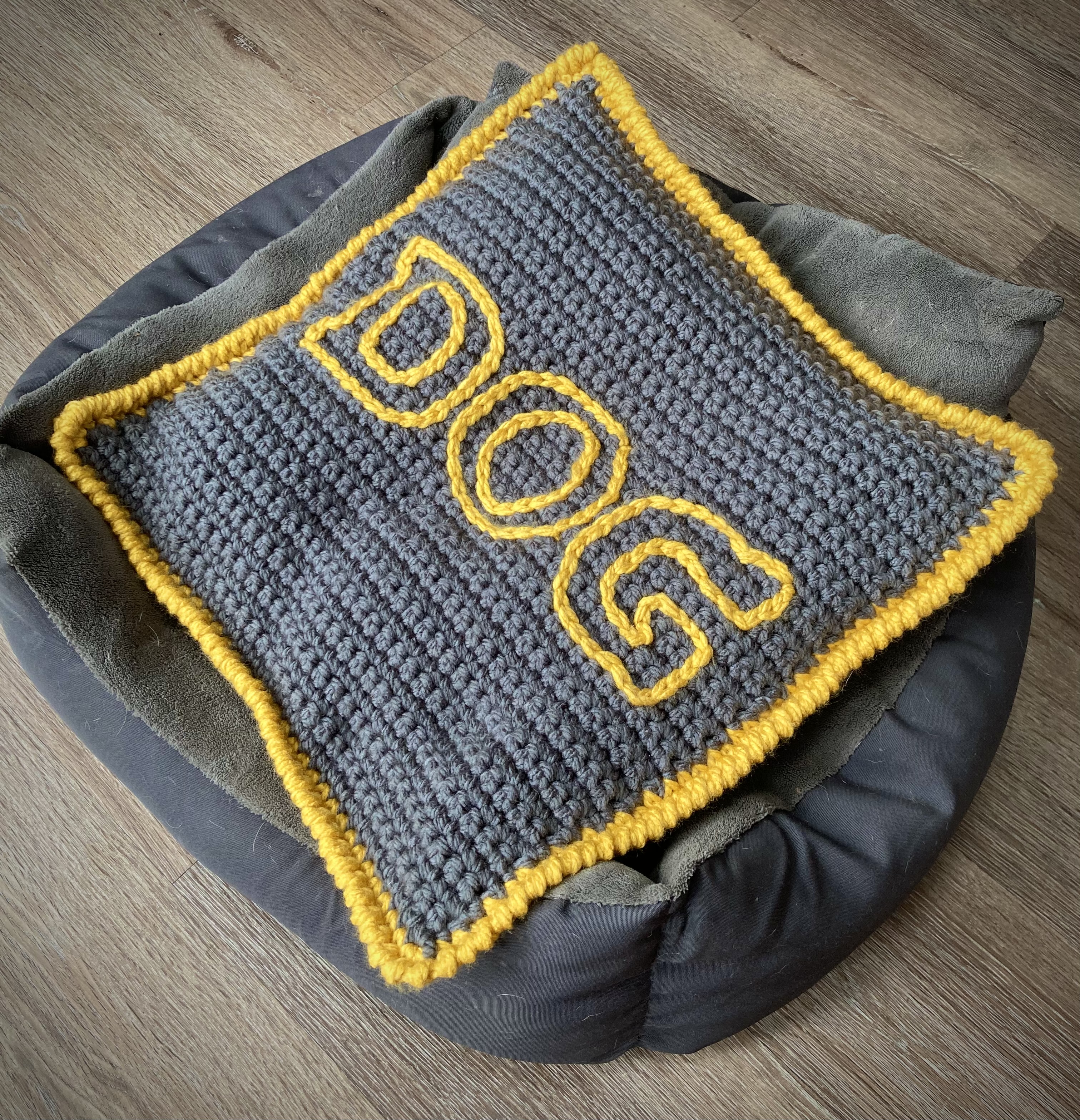 Dog Cushion Free Crochet Pattern